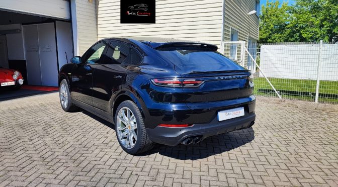 PORSCHE CAYENNE 3 Coupé E-HYBRID 462Ch BVA TIPTRONIC S // 1ère Main // PASM // PDLS + // TOIT PANO // 23 400-€ d’options!