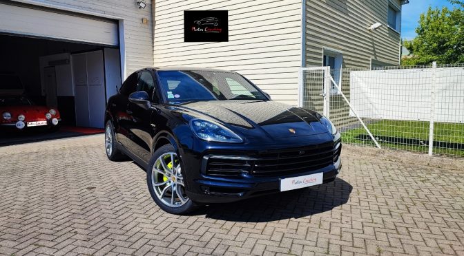 PORSCHE CAYENNE 3 Coupé E-HYBRID 462Ch BVA TIPTRONIC S // 1ère Main // PASM // PDLS + // TOIT PANO // 23 400-€ d’options!