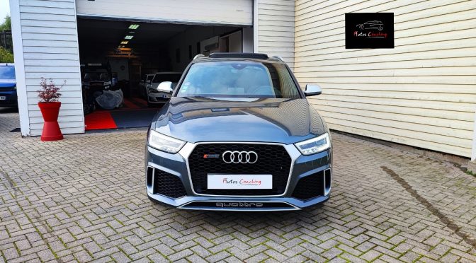 AUDI RS Q3 2.5 Turbo 5 Cylindres 340Ch S-tronic QUATTRO // TOIT PANO // WEBASTO // ATTELAGE // HISTORIQUE COMPLET