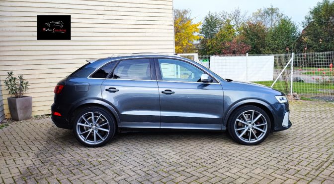 AUDI RS Q3 2.5 Turbo 5 Cylindres 340Ch S-tronic QUATTRO // TOIT PANO // WEBASTO // ATTELAGE // HISTORIQUE COMPLET