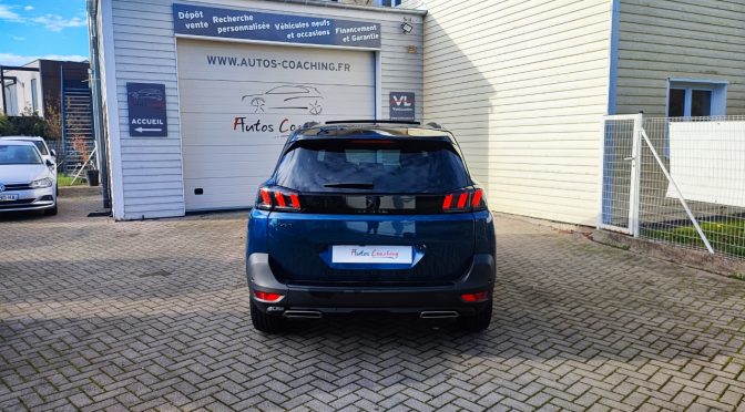 PEUGEOT 5008 GT PACK BlueHDI 180 EAT8 // 1ère Main // Sono FOCAL // Sièges chauffants // Caméra // 7 places